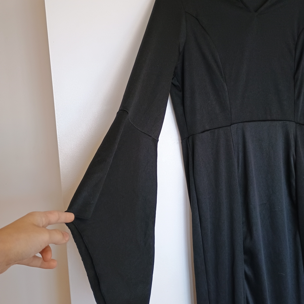 Elegant Black Long Sleeve Dress